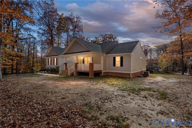 600 Signboard Rd, Louisa, VA 23024