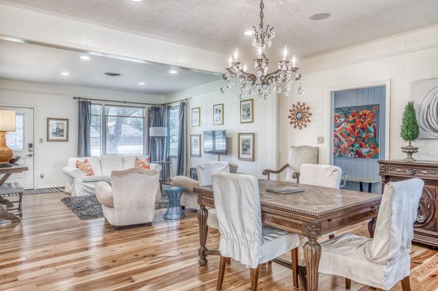1524 Highway 159 W, Bellville, TX 77418