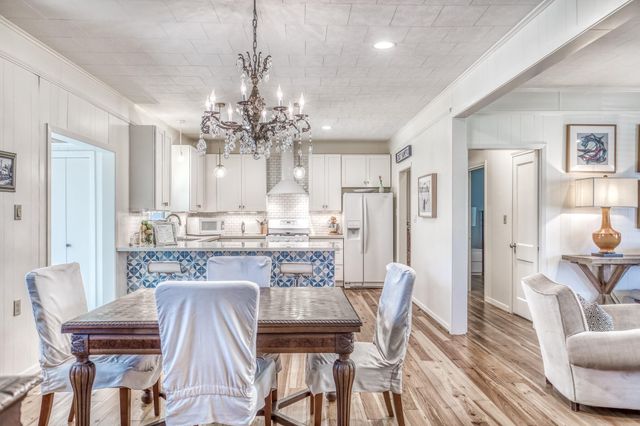 1524 Highway 159 W, Bellville, TX 77418