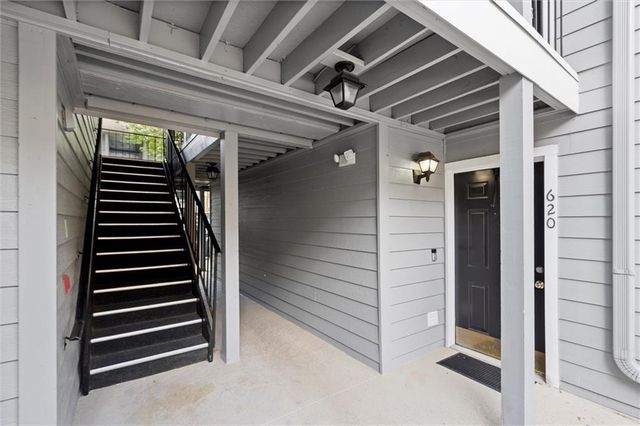620 Granville Court, Sandy Springs, GA 30328