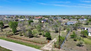 152 Cuernavaca DR, Del Valle, TX 78617