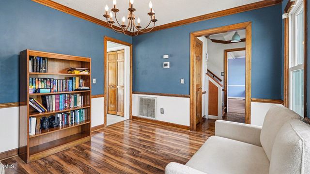 537 N Gurney Street, Burlington, NC 27215