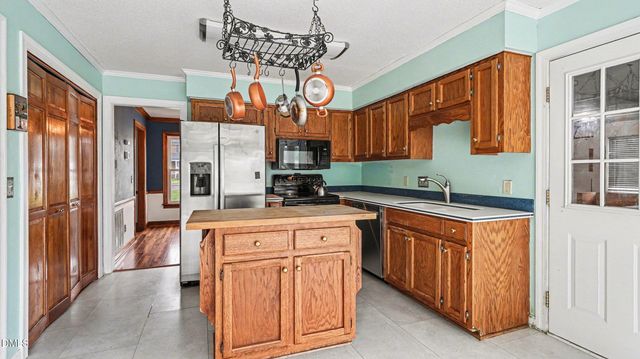 537 N Gurney Street, Burlington, NC 27215