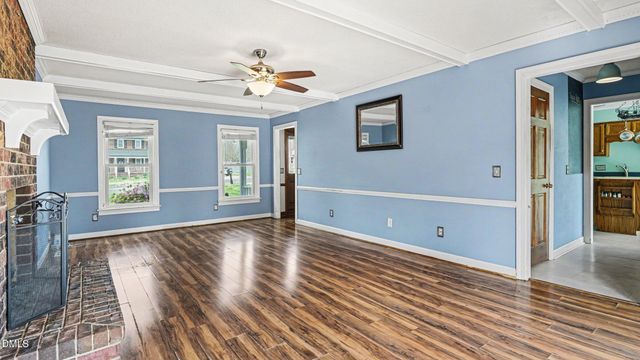 537 N Gurney Street, Burlington, NC 27215