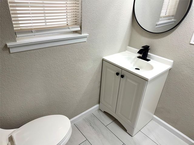 2906 Blueberry Lane, Pasadena, TX 77502