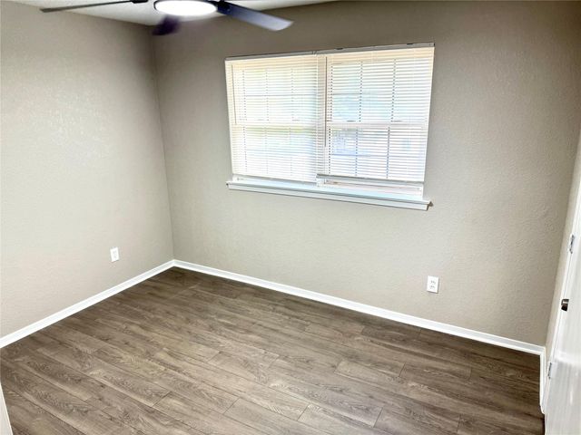 2906 Blueberry Lane, Pasadena, TX 77502