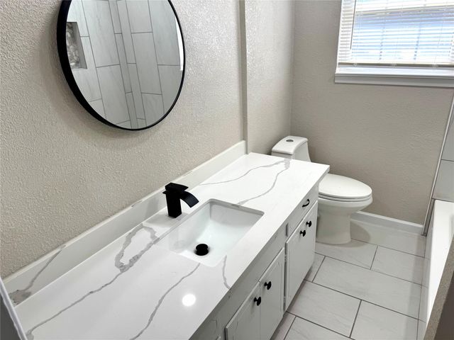 2906 Blueberry Lane, Pasadena, TX 77502