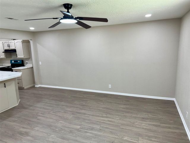 2906 Blueberry Lane, Pasadena, TX 77502