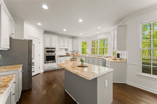 680 Copper Creek Circle, Milton, GA 30004