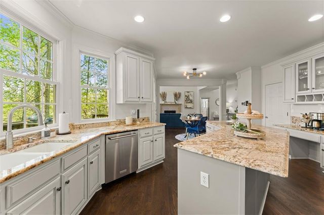 680 Copper Creek Circle, Milton, GA 30004