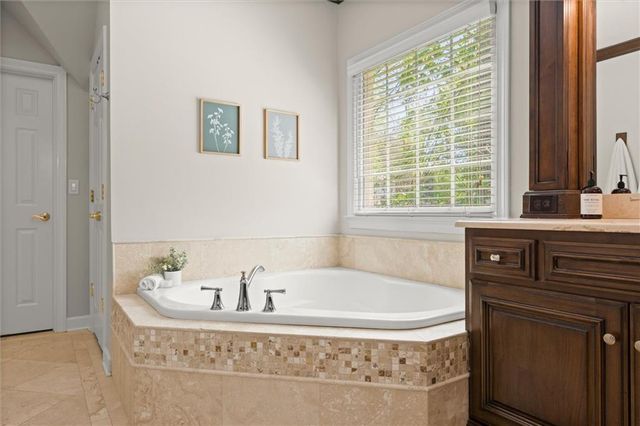 680 Copper Creek Circle, Milton, GA 30004