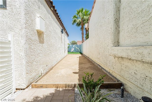 2117 Plaza Del Padre, Las Vegas, NV 89102