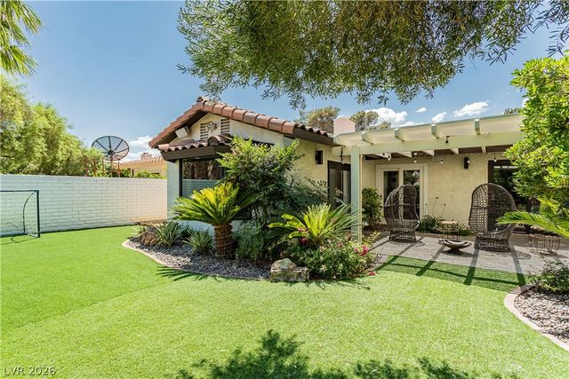 2117 Plaza Del Padre, Las Vegas, NV 89102