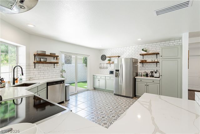 2117 Plaza Del Padre, Las Vegas, NV 89102