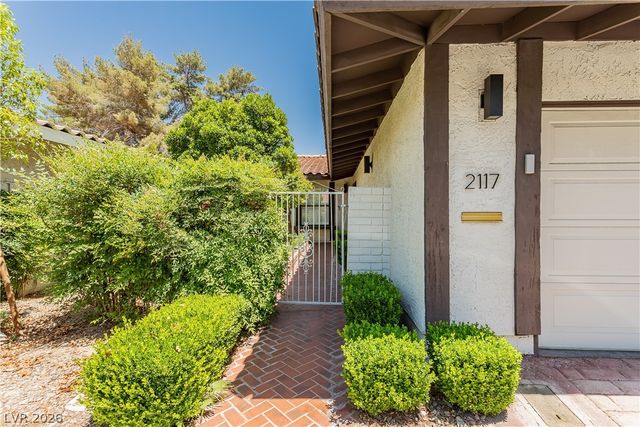 2117 Plaza Del Padre, Las Vegas, NV 89102