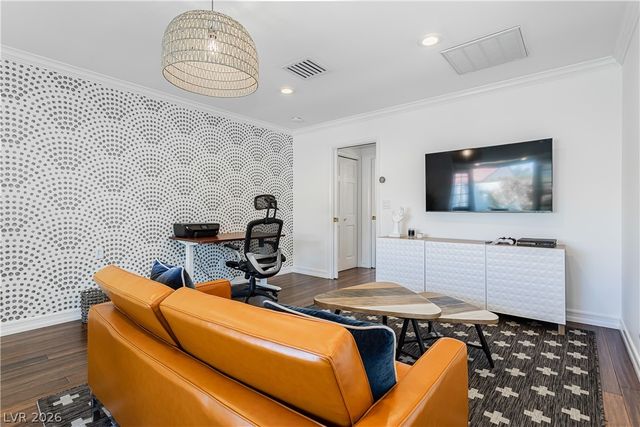 2117 Plaza Del Padre, Las Vegas, NV 89102