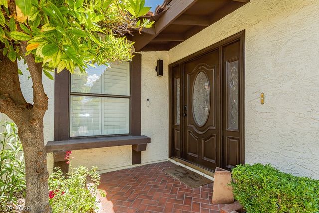 2117 Plaza Del Padre, Las Vegas, NV 89102