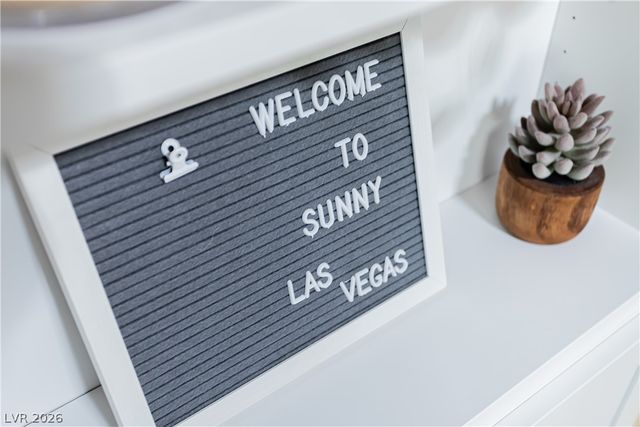 2117 Plaza Del Padre, Las Vegas, NV 89102