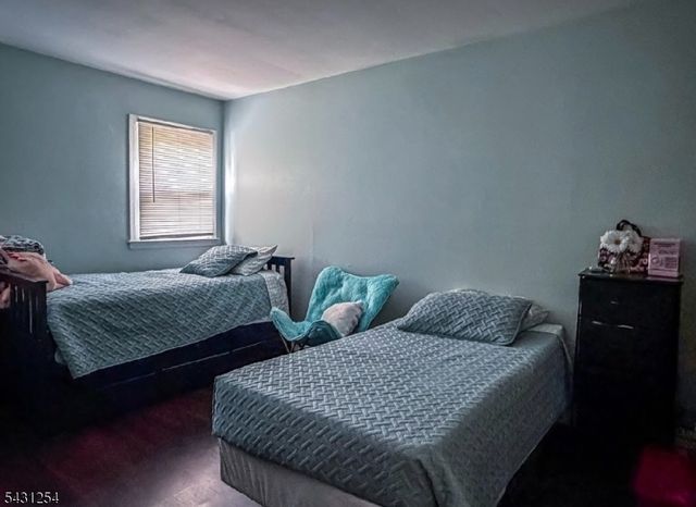 555 Jackson Ave, Rahway City, NJ 07065