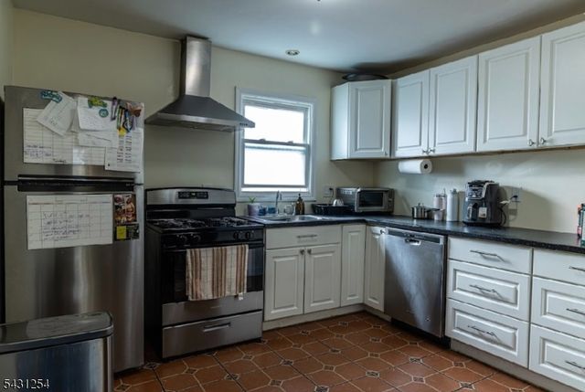 555 Jackson Ave, Rahway City, NJ 07065