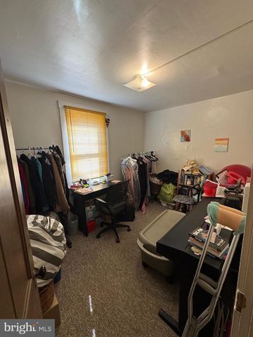 130-132 E STATE ST, Quarryville, PA 17566