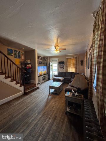 130-132 E STATE ST, Quarryville, PA 17566