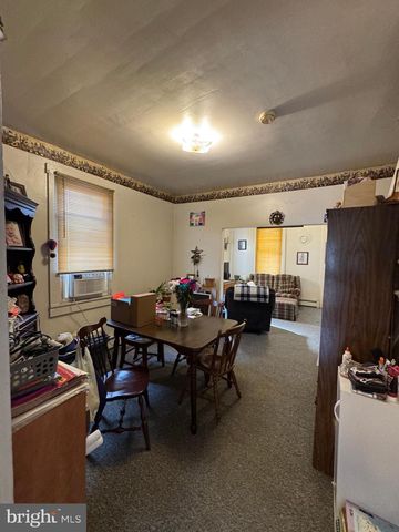130-132 E STATE ST, Quarryville, PA 17566