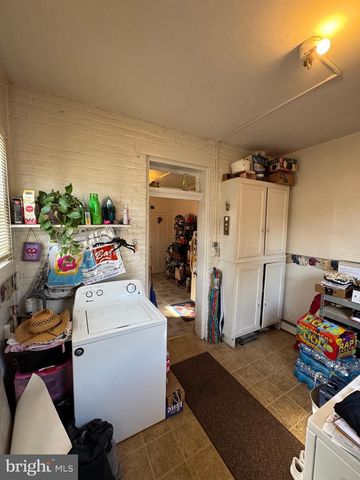 130-132 E STATE ST, Quarryville, PA 17566