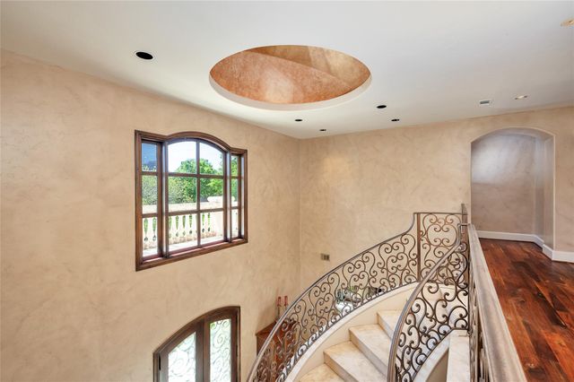 5530 Tilbury Drive, Houston, TX 77056