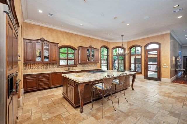 5530 Tilbury Drive, Houston, TX 77056