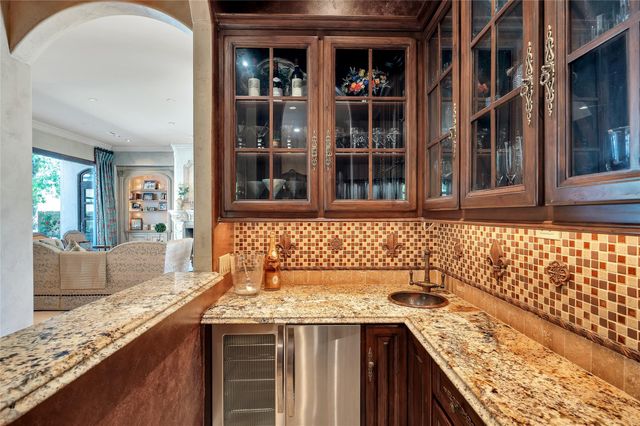 5530 Tilbury Drive, Houston, TX 77056