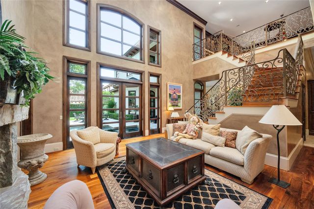 5530 Tilbury Drive, Houston, TX 77056