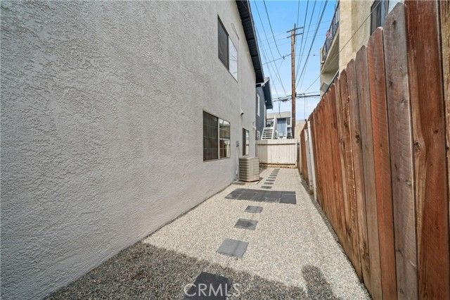 420 Cerritos Avenue, Long Beach, CA 90802