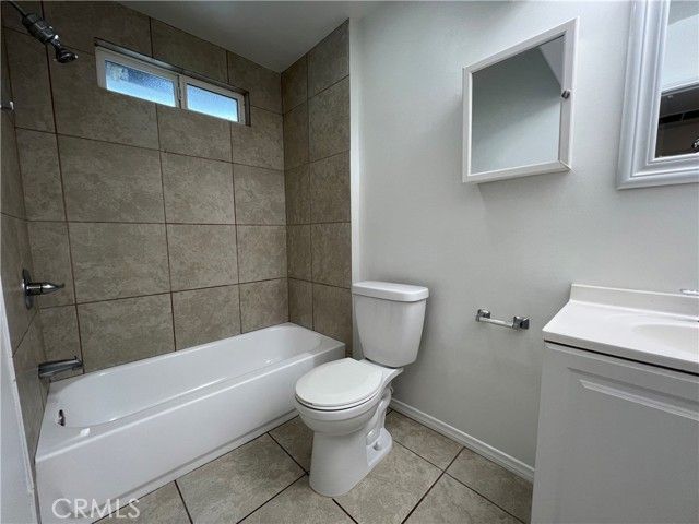 420 Cerritos Avenue, Long Beach, CA 90802