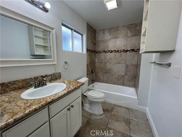 420 Cerritos Avenue, Long Beach, CA 90802