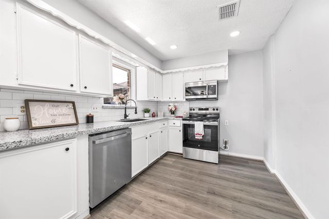 9014 Landwood Drive, Houston, TX 77040