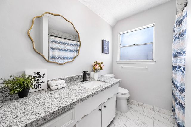 9014 Landwood Drive, Houston, TX 77040