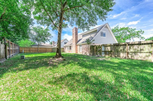 9014 Landwood Drive, Houston, TX 77040