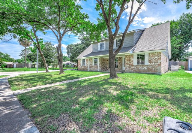 9014 Landwood Drive, Houston, TX 77040