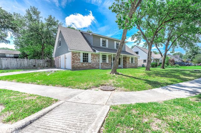 9014 Landwood Drive, Houston, TX 77040
