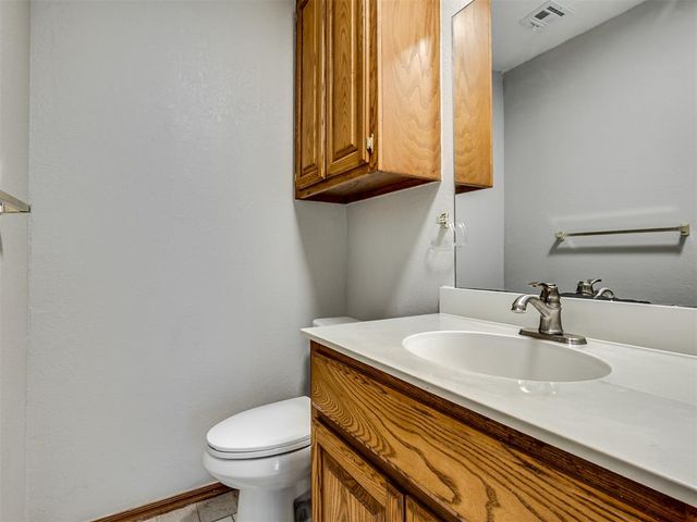 2541 Lynn Lane, Oklahoma City, OK 73120