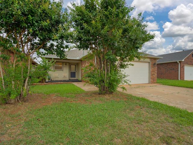 2541 Lynn Lane, Oklahoma City, OK 73120