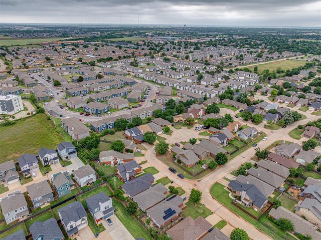 2541 Lynn Lane, Oklahoma City, OK 73120