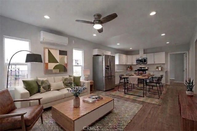 1516 E Young, Wilmington, CA 90744