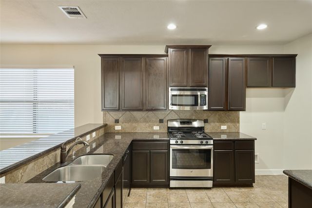 630 Aulia Lane, Spring, TX 77386