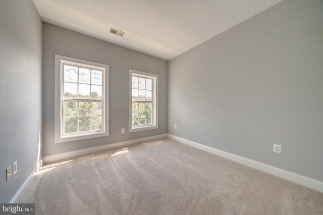 15970 GREYMILL MANOR DR, Haymarket, VA 20169