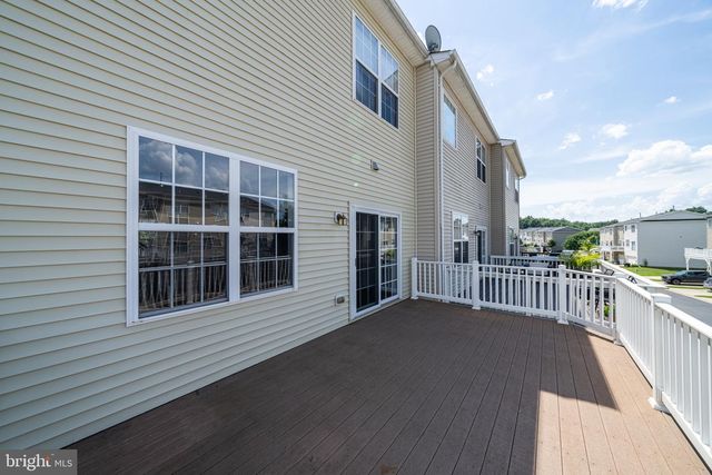 15970 GREYMILL MANOR DR, Haymarket, VA 20169