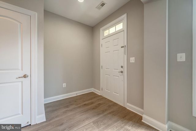 15970 GREYMILL MANOR DR, Haymarket, VA 20169