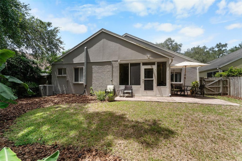Image 34 of property listing at 9720 FREDERICKSBURG ROAD, Tampa, FL 33635