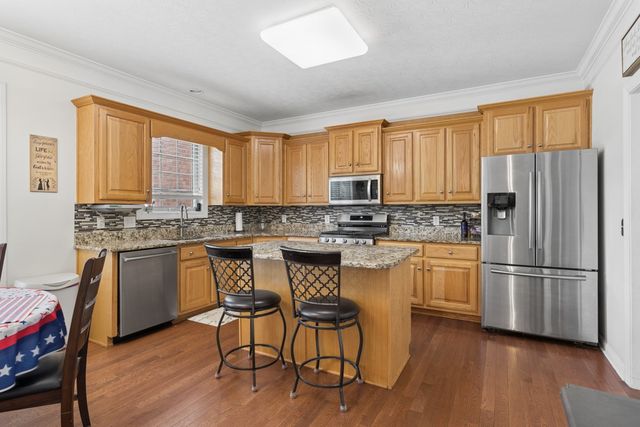 145 N Wynridge Way, Goodlettsville, TN 37072